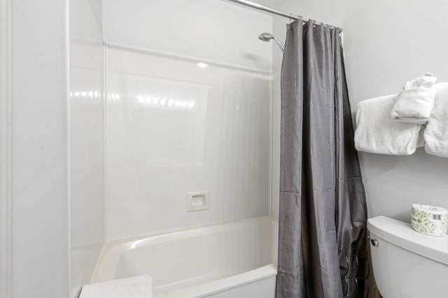 1221 Tidewater Dr Apt 722, North Myrtle Beach, SC 29582