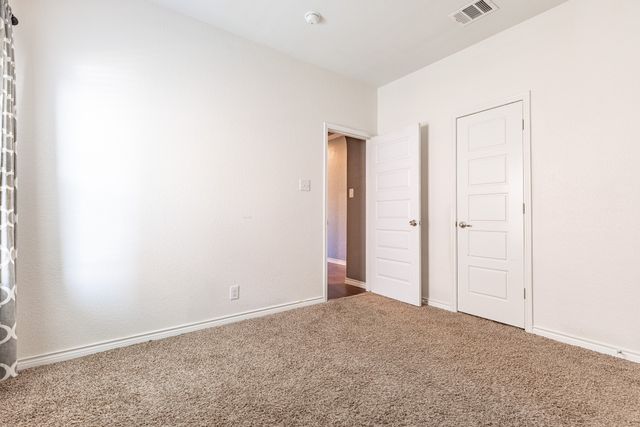 4013 Spur Trail Drive, Denton, TX 76208