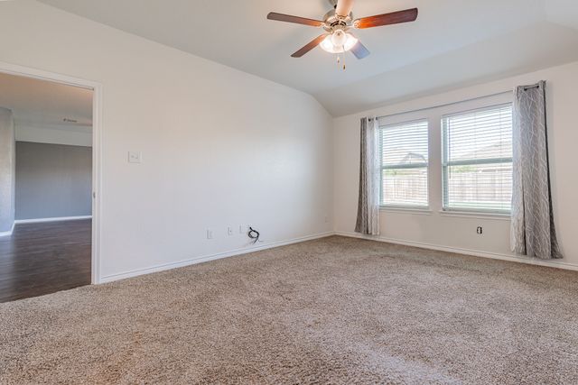 4013 Spur Trail Drive, Denton, TX 76208