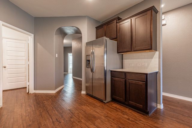4013 Spur Trail Drive, Denton, TX 76208
