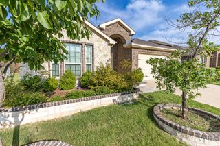 4013 Spur Trail Drive, Denton, TX 76208