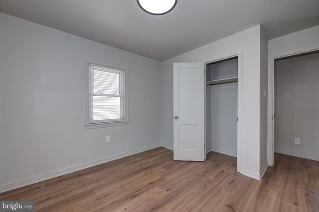 245 NASSAU AVE, Paulsboro, NJ 08066