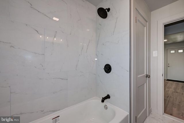 245 NASSAU AVE, Paulsboro, NJ 08066