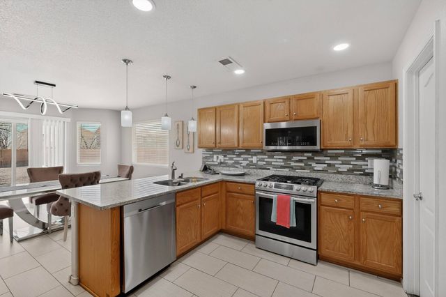 8920 Blue Meadow Trail SW, Albuquerque, NM 87121