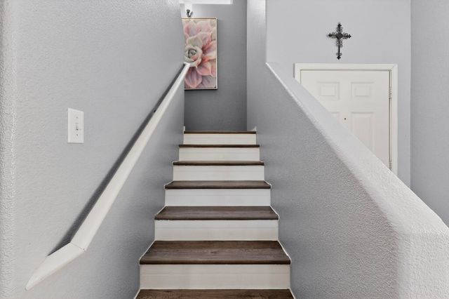 8920 Blue Meadow Trail SW, Albuquerque, NM 87121