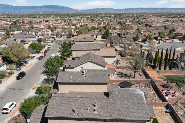 8920 Blue Meadow Trail SW, Albuquerque, NM 87121