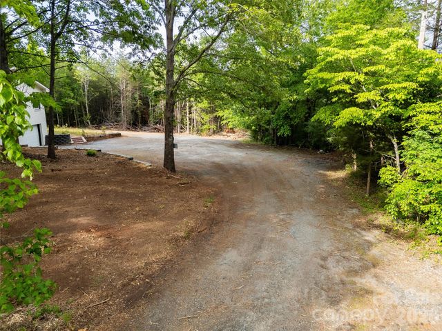 1335 Little Mountain Road, Columbus, NC 28722