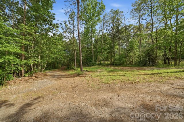 1335 Little Mountain Road, Columbus, NC 28722
