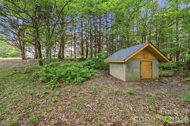 1335 Little Mountain Road, Columbus, NC 28722