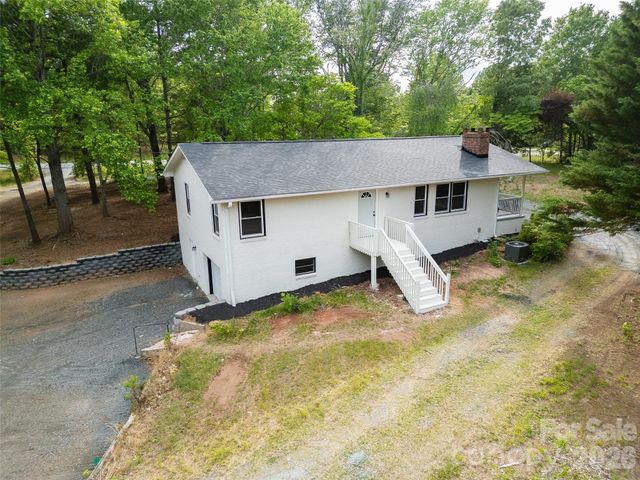 1335 Little Mountain Road, Columbus, NC 28722