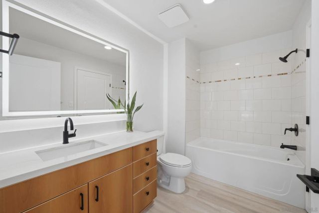 1580 Union 602, San Diego, CA 92101