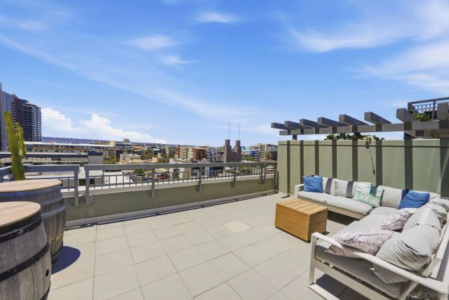 1580 Union 602, San Diego, CA 92101