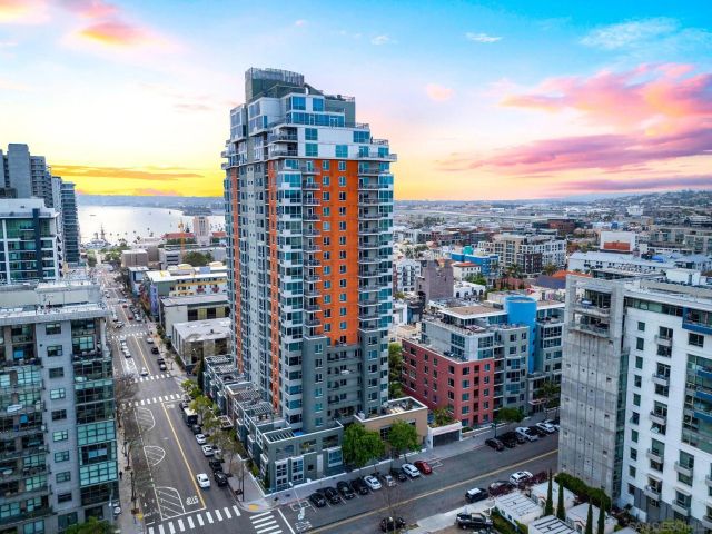 1580 Union 602, San Diego, CA 92101