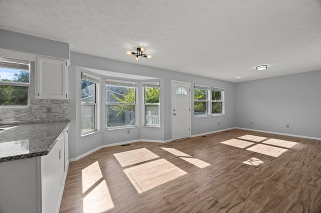 7673 Harbour Town Drive, Pickerington, OH 43147