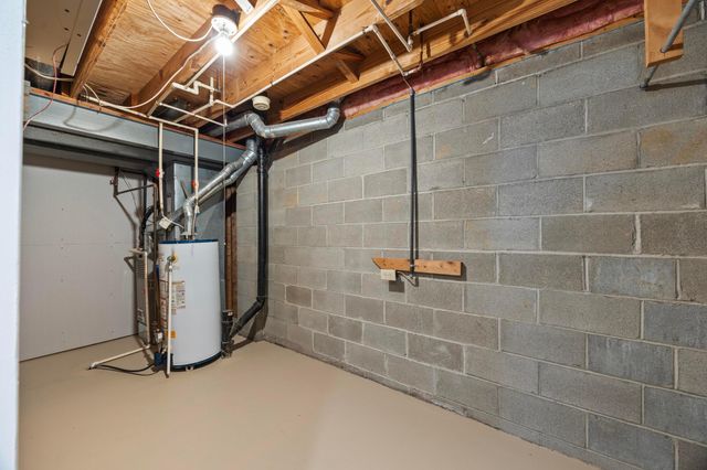 7673 Harbour Town Drive, Pickerington, OH 43147