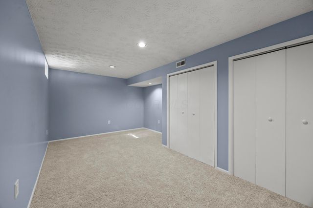 7673 Harbour Town Drive, Pickerington, OH 43147