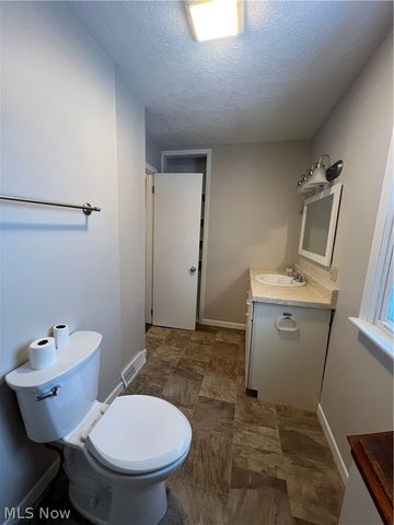 2512 W 9th Street, Ashtabula, OH 44004