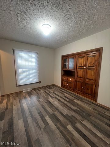 2512 W 9th Street, Ashtabula, OH 44004