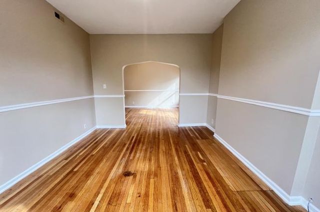 7615 S Emerald Avenue, Chicago, IL 60620