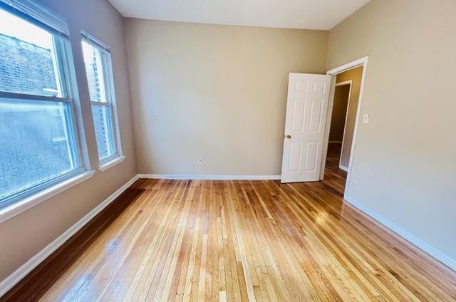 7615 S Emerald Avenue, Chicago, IL 60620