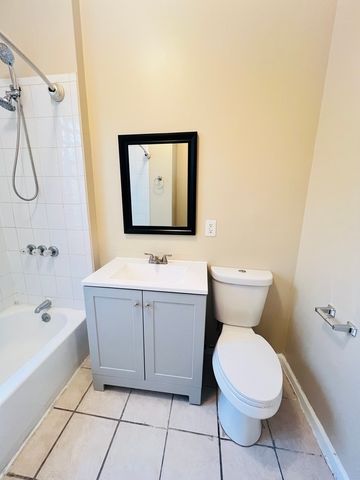 7615 S Emerald Avenue, Chicago, IL 60620