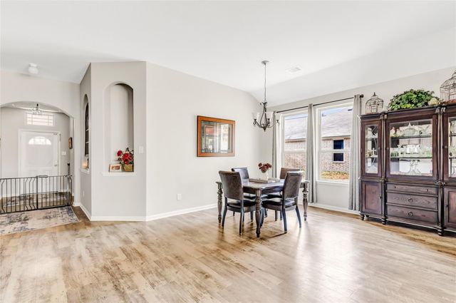 395 Road 662, Dayton, TX 77535