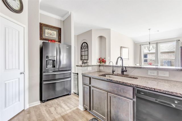 395 Road 662, Dayton, TX 77535