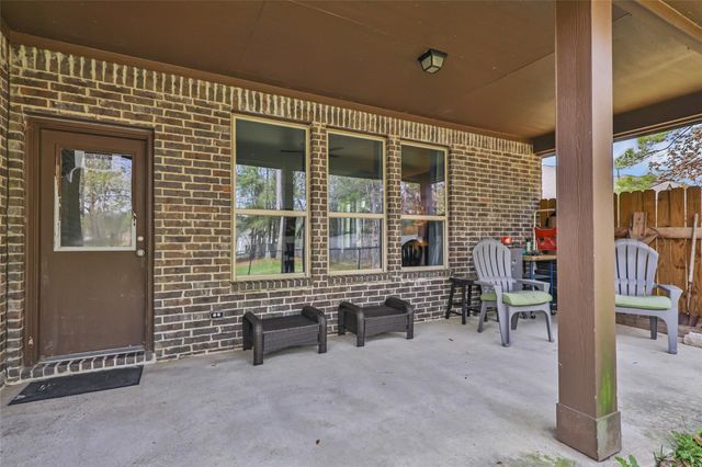 395 Road 662, Dayton, TX 77535