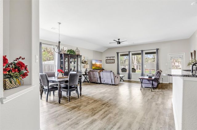 395 Road 662, Dayton, TX 77535