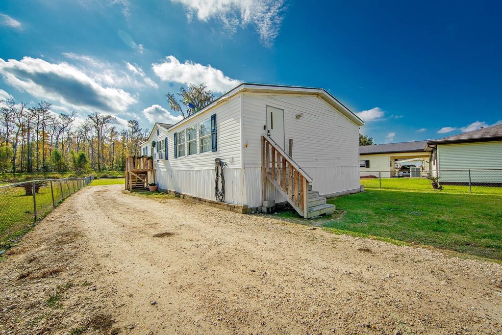 3184 Highway 307, Thibodaux, LA 70301