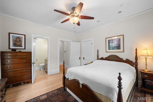113 S Gore Avenue, St Louis, MO 63119