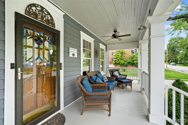 113 S Gore Avenue, St Louis, MO 63119