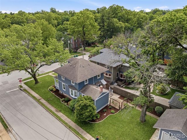 113 S Gore Avenue, St Louis, MO 63119