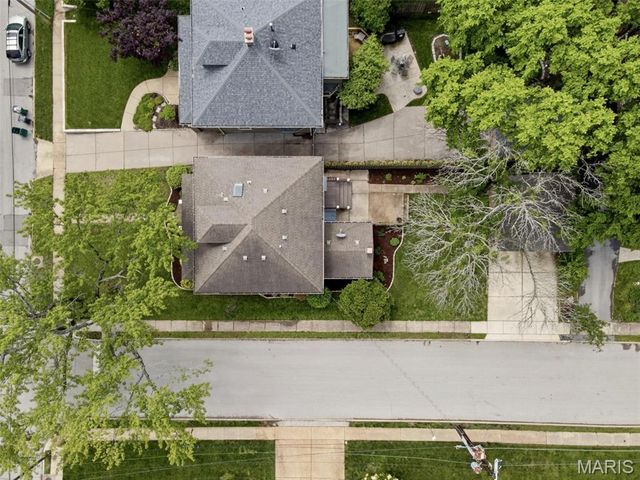 113 S Gore Avenue, St Louis, MO 63119