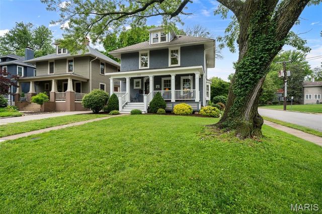 113 S Gore Avenue, St Louis, MO 63119