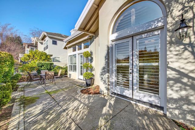 2897 Quail Hollow Dr, Fairfield, CA 94534