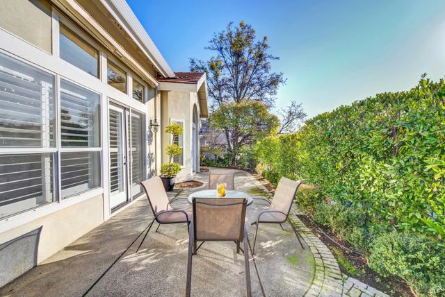 2897 Quail Hollow Dr, Fairfield, CA 94534