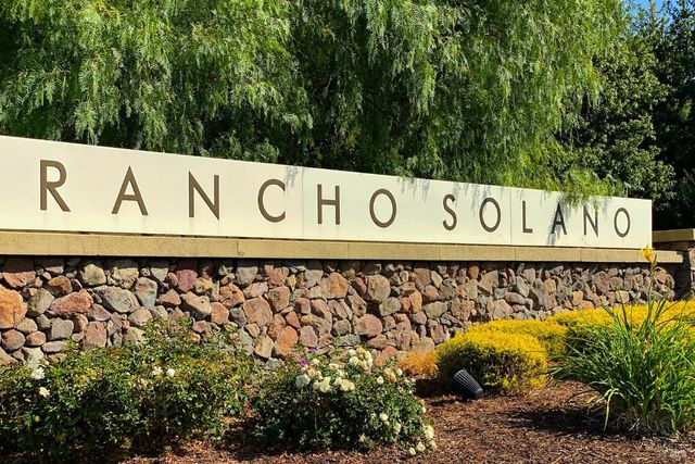 2897 Quail Hollow Dr, Fairfield, CA 94534