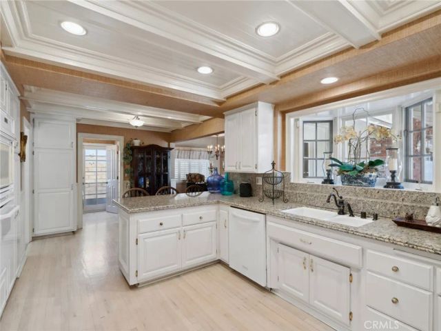 1924 Leeward Lane, Newport Beach, CA 92660