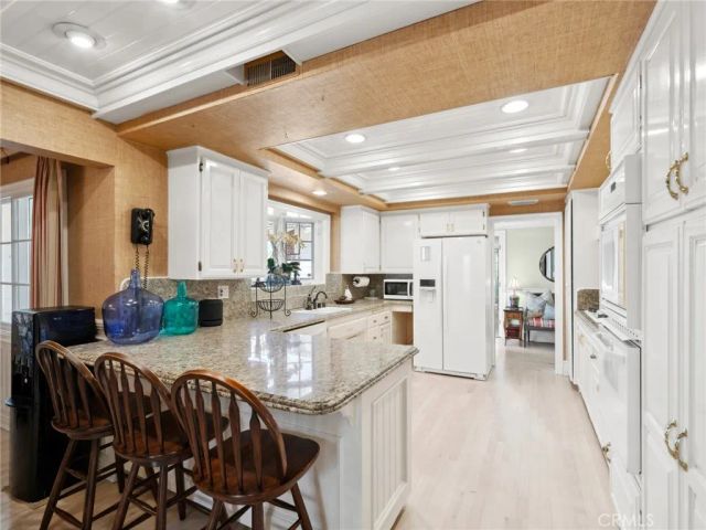 1924 Leeward Lane, Newport Beach, CA 92660