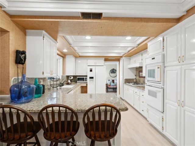 1924 Leeward Lane, Newport Beach, CA 92660