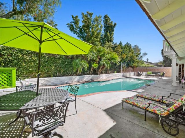 1924 Leeward Lane, Newport Beach, CA 92660