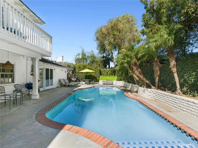 1924 Leeward Lane, Newport Beach, CA 92660