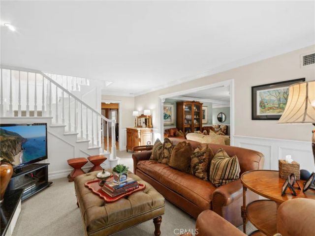 1924 Leeward Lane, Newport Beach, CA 92660