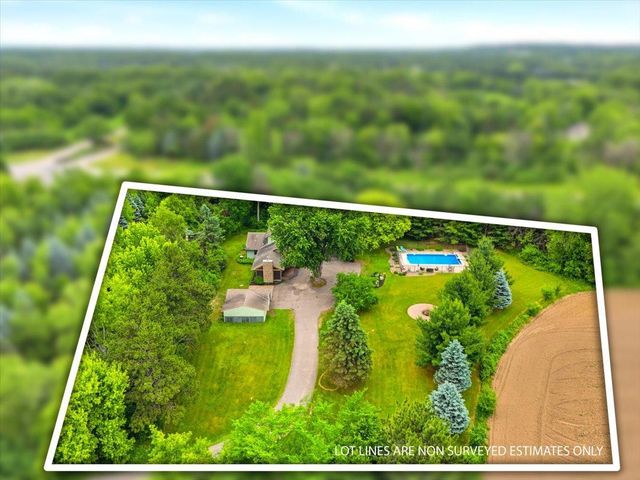 4596 Lilac Lane N, Lake Elmo, MN 55042