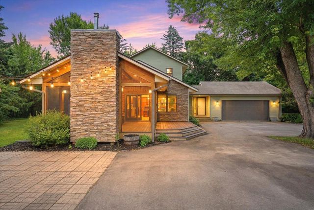 4596 Lilac Lane N, Lake Elmo, MN 55042