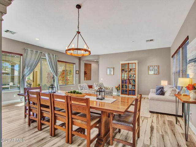 5724 W ROWEL Road, Phoenix, AZ 85083