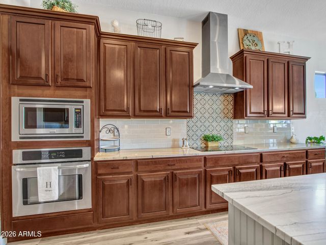 5724 W ROWEL Road, Phoenix, AZ 85083