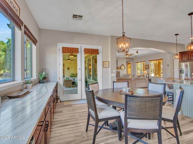 5724 W ROWEL Road, Phoenix, AZ 85083