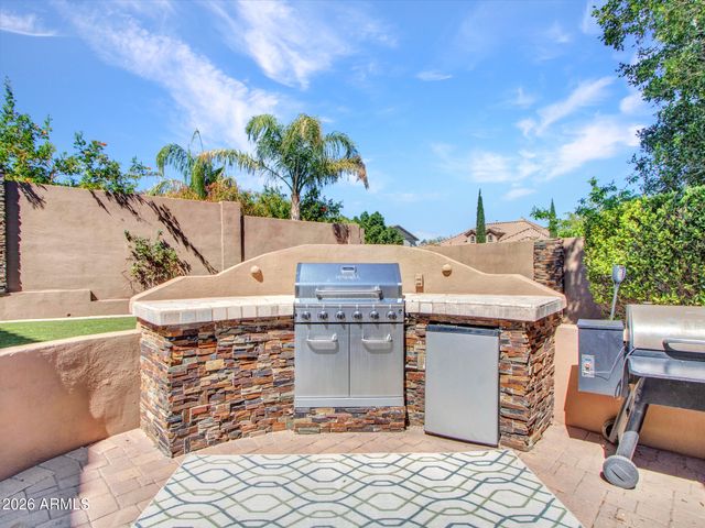 5724 W ROWEL Road, Phoenix, AZ 85083